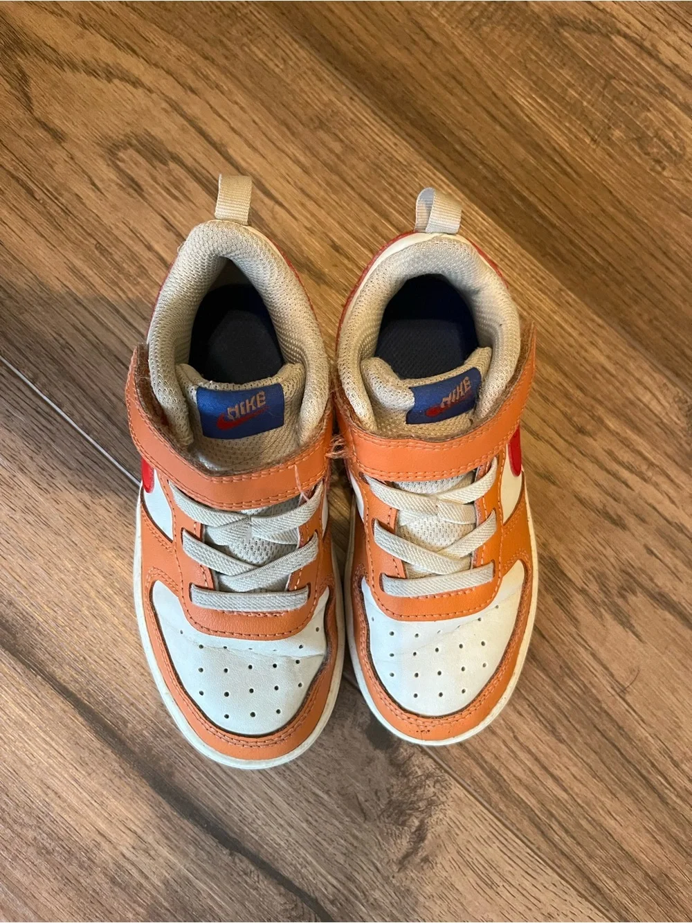Nike easy hook